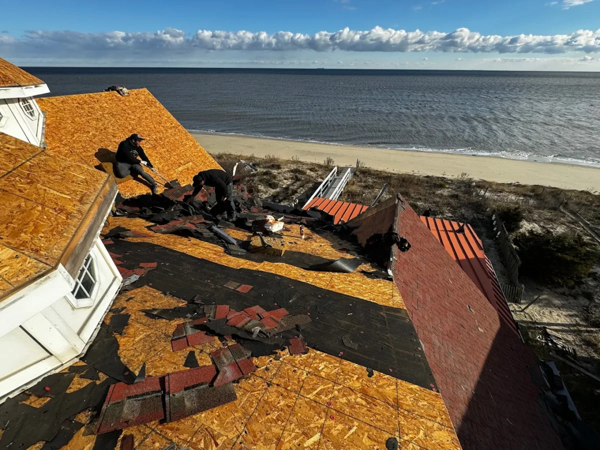 asphalt roof maintenance