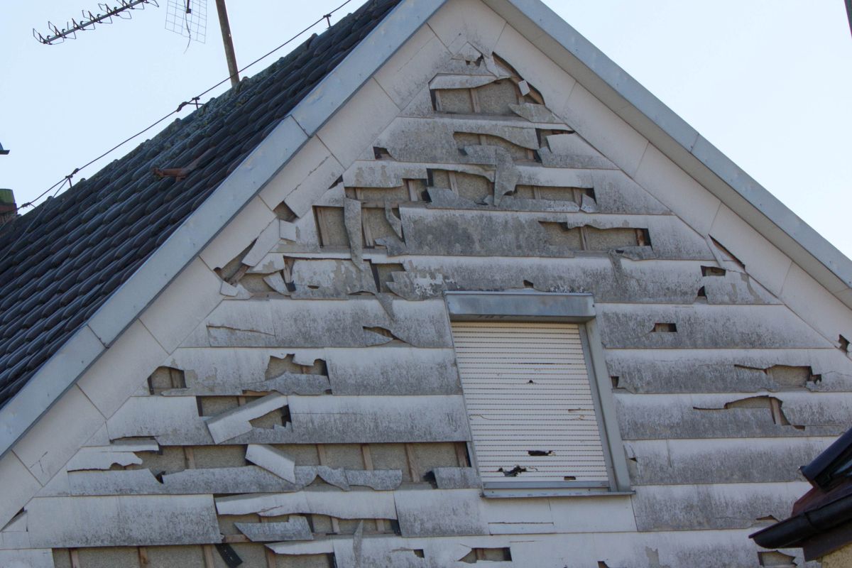 siding smyrna siding damaged
