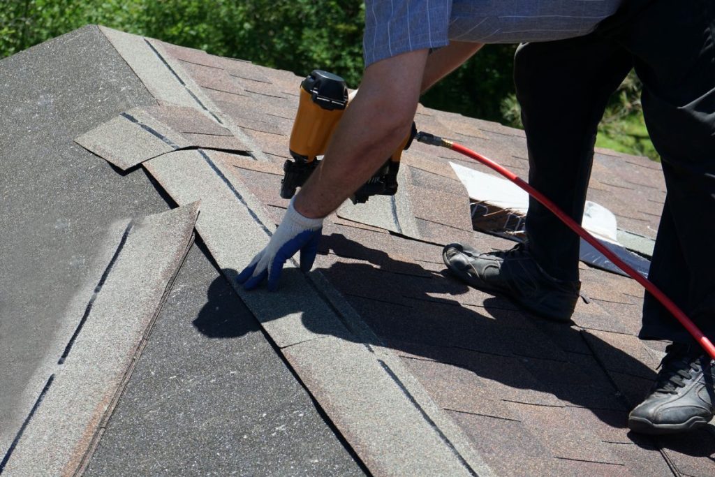 New roof shingle nailing